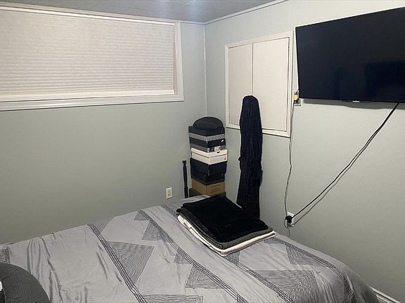 2nd image of 12044 32nd Ave NE APT 2