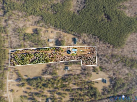 4th image of 9310 Beaver Bridge Rd