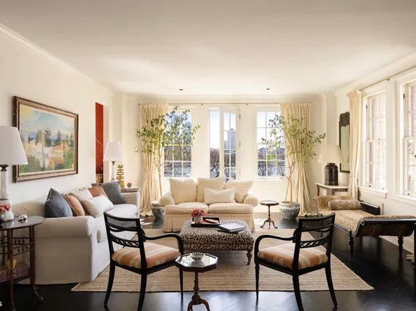 455 East 51st Street 1A image 1 of 19