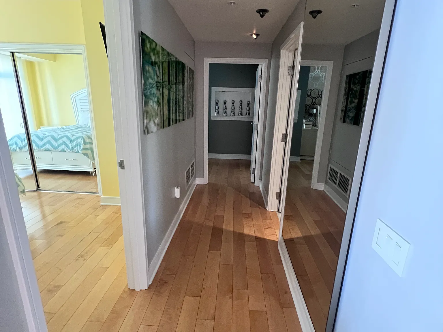 2 bed, 1259 sqft, $5,000 — Photo 2