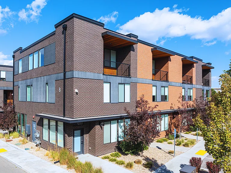 Peak Exterior-1