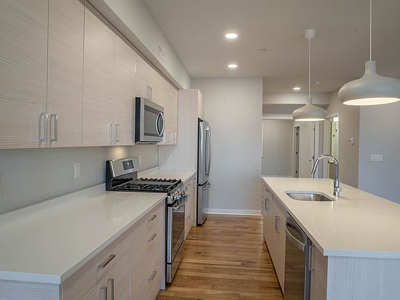 5th image of 604-606 S 9th St #301