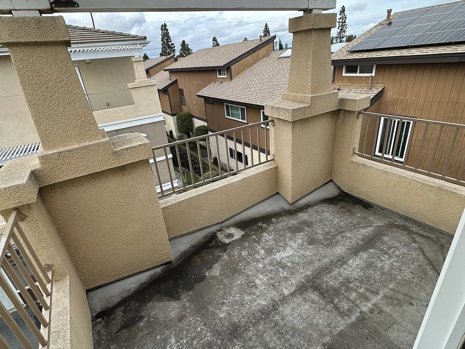 9305 Chapman Ave — Photo 3