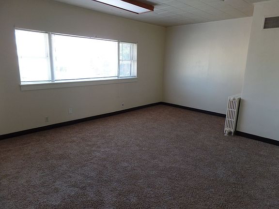 3rd image of 611 1/2 Ohio St