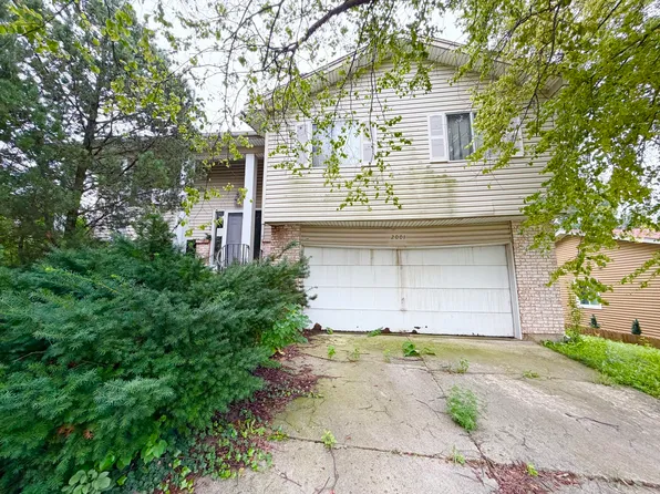 2001 Sunnydale St, Woodridge, IL 60517