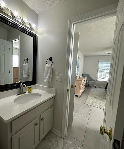 6118 Hedgecock Cir #3C — Photo 20