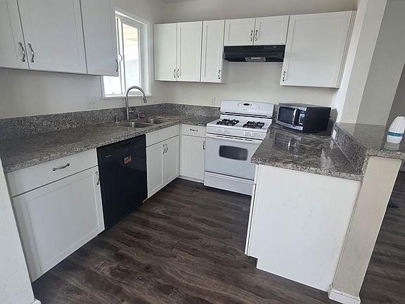 3rd image of 7256 Dwight Way #2