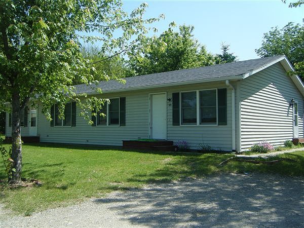 8694 Stoney Lk