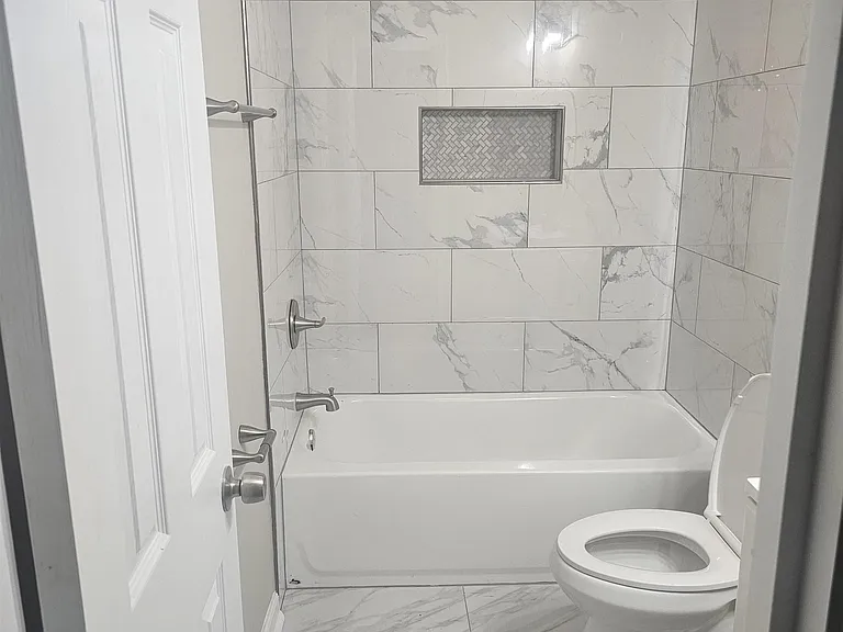 667 Marsh Ave — Photo 11
