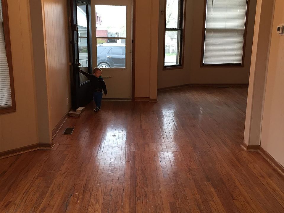 2nd image of 1405 Kansas Ave