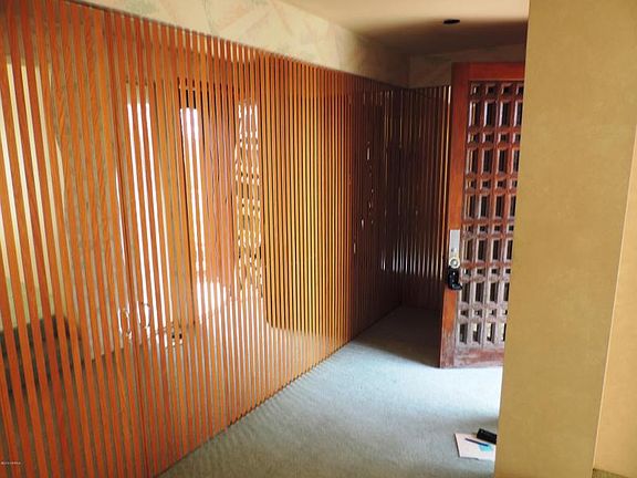 5th image of 16 Kingswood Dr