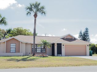 3719 SW 7th Pl, Cape Coral, FL 33914