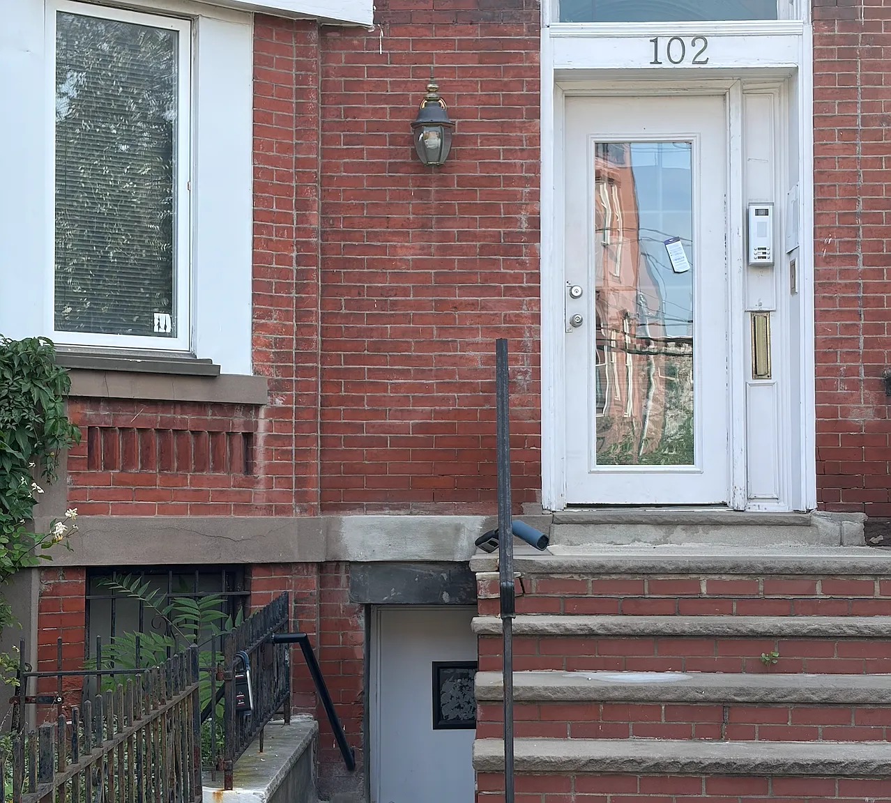 2 bed, $2,500 — Photo 2