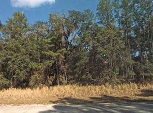 8265 N Alameda Dr, Citrus Springs, FL 34434
