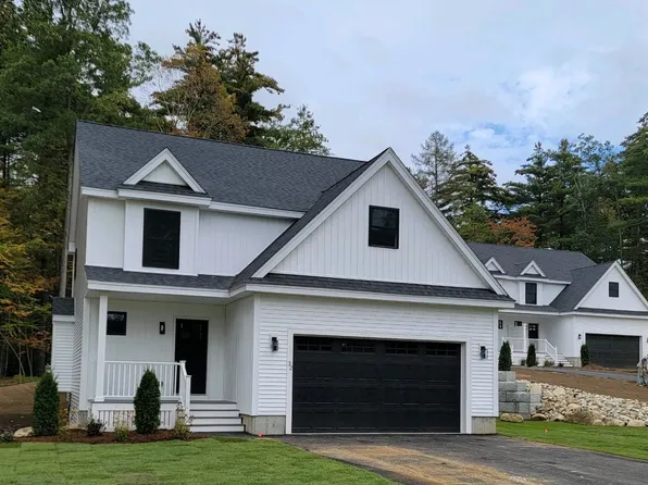 32 Stephen C. Savage Way, Plaistow, NH 03865