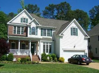 107 Overlook Pt, Yorktown, VA 23693