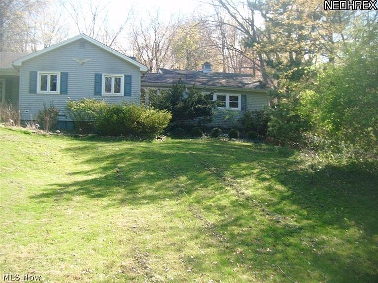 1st image of 23515 Westwood Rd