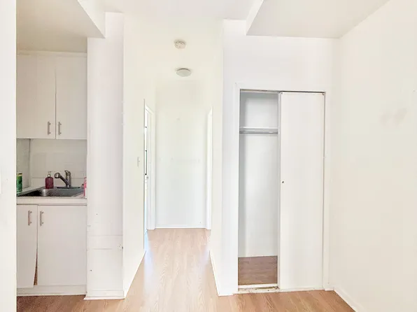 1842 Amsterdam Avenue image 4 of 6