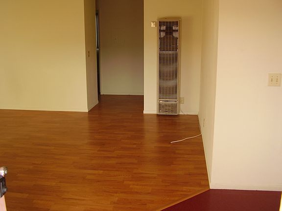 5th image of 1061 Raymond Ave APT 302