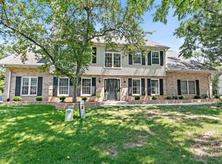 1559 Laurel Oaks Dr, Streamwood, IL 60107