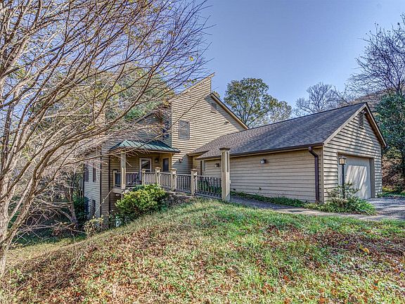 2nd image of 7448 Lawrence Ln