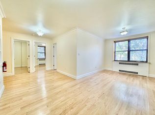 36-40 Bowne St #1B, Flushing, NY 11354