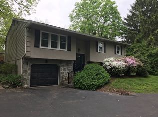 84 W Mount Kirk Ave, Eagleville, PA 19403