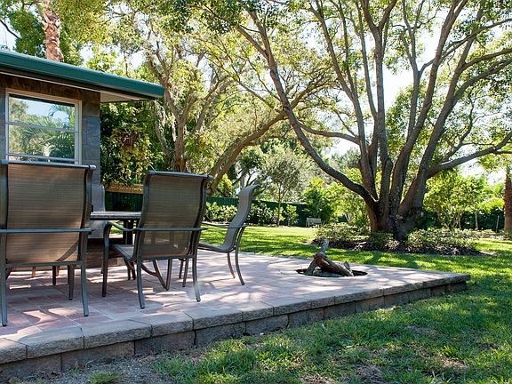 paver patio and firepit