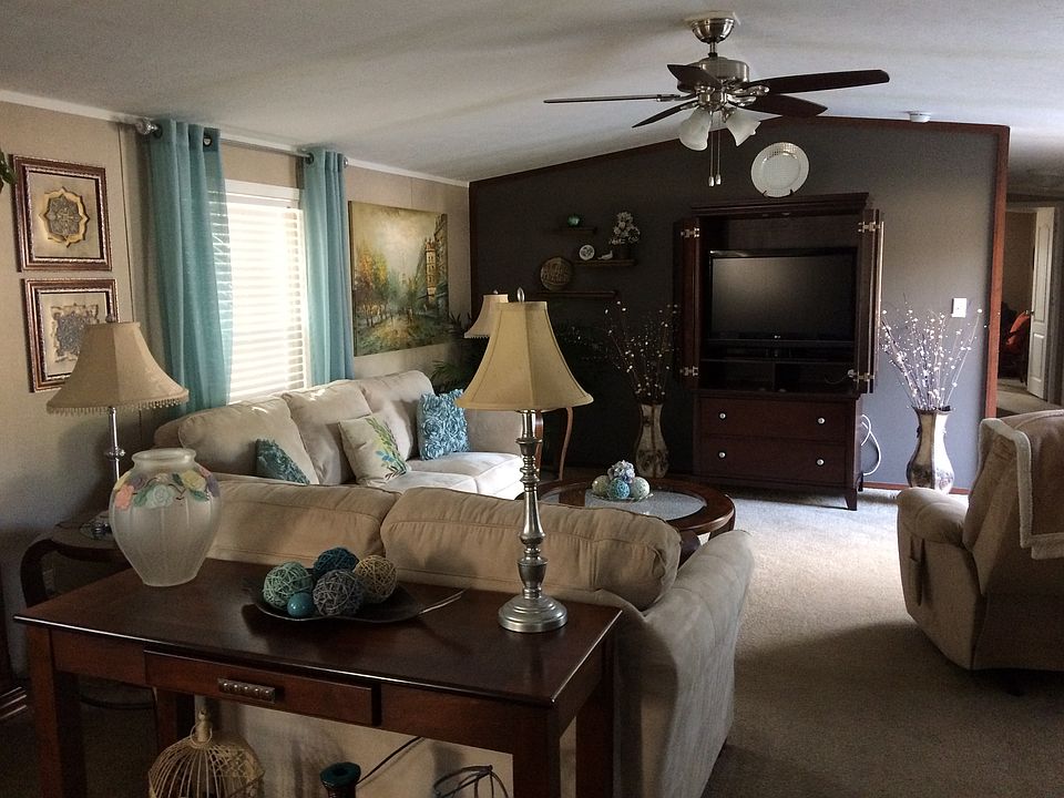 1st image of 10466 Colonial Estates Cir