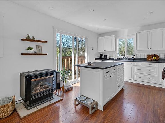 2nd image of 59 Porter Rd