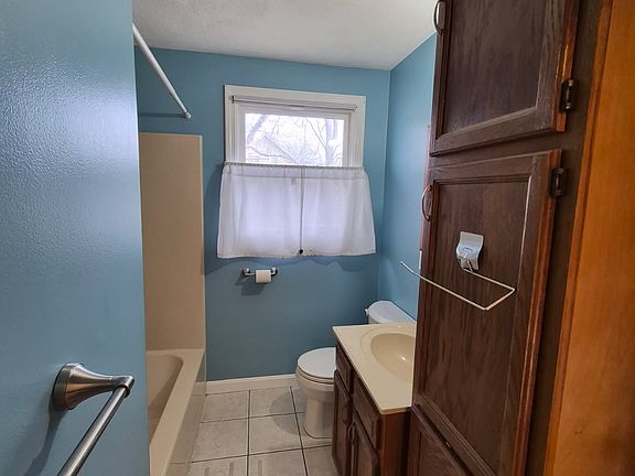 5th image of 130 Bliss St #130