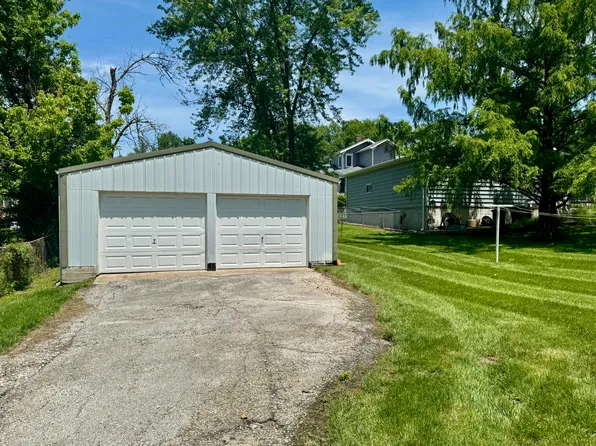 607 W Elm St, Fayette, MO 65248