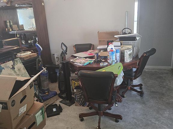 3rd image of 11365 Riddle Dr