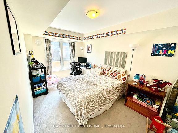 5th image of 2441 Greenwich Dr Unit 43