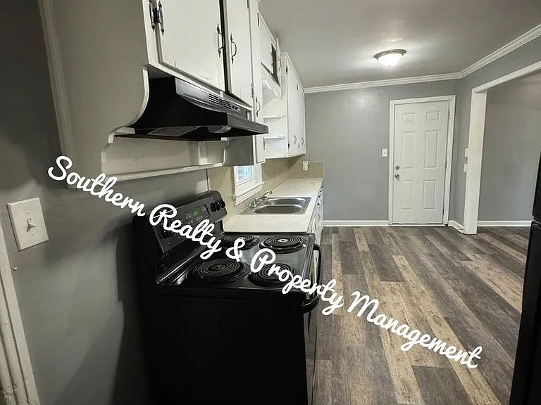 1114 Druid Hills Dr — Photo 3