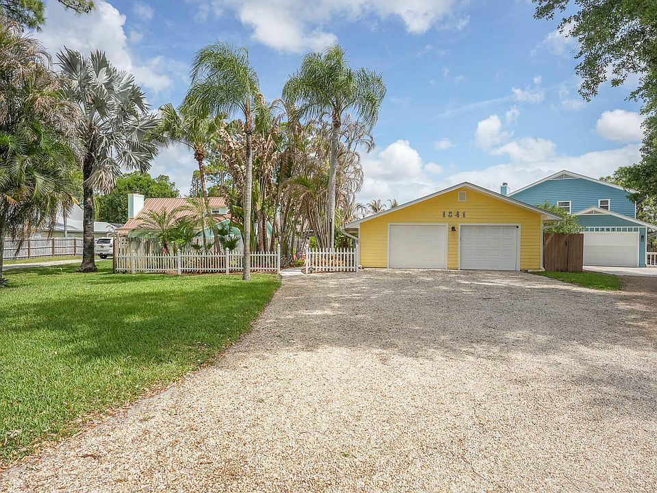 1st image of 1341 SW Evergreen Lane