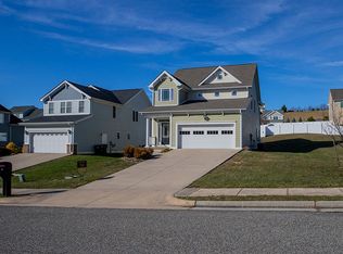 13 S Windsong Ct, Fishersville, VA
