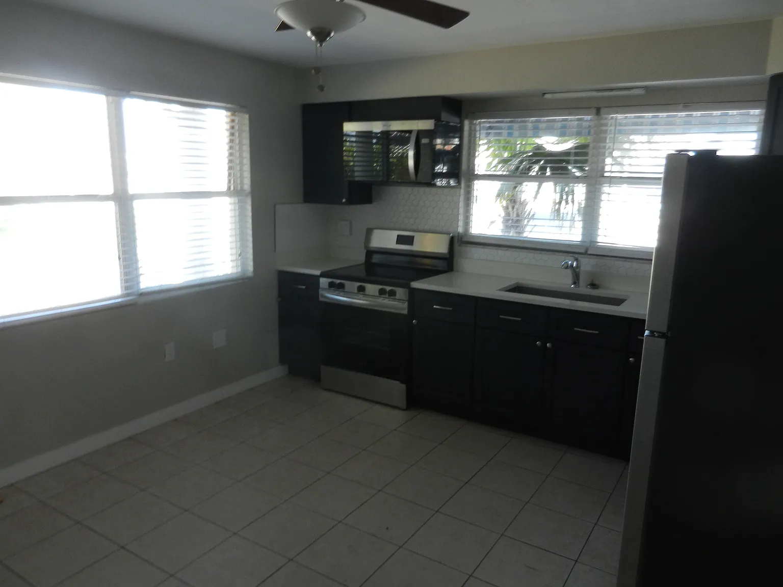 1 bed, 430 sqft, $1,250 — Photo 3