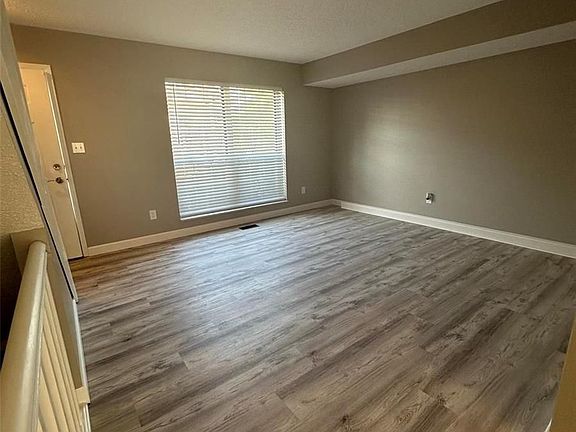 3rd image of 10510 Briston Ct