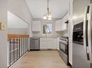 885 70th Ave N, Brooklyn Center, MN 55430