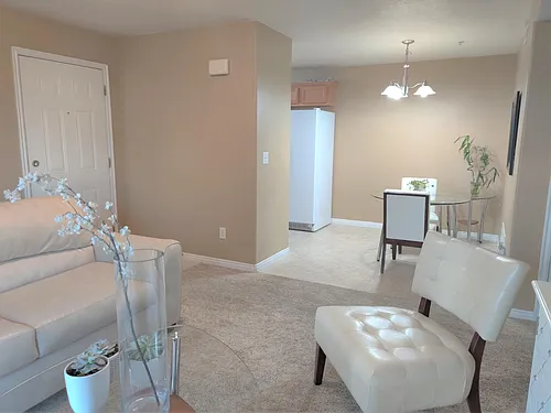 1606 Westbury Way #F Photo 1