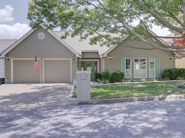 7515 S Granite Ct, Tulsa, OK 74136