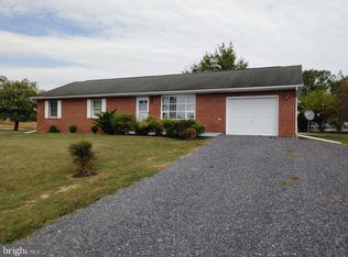 2535 Roberts Rd, Greencastle, PA 17225