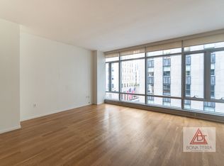 18 W 48th St APT 4A, New York, NY 10036