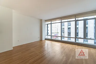 18 West 48th Street, #4A