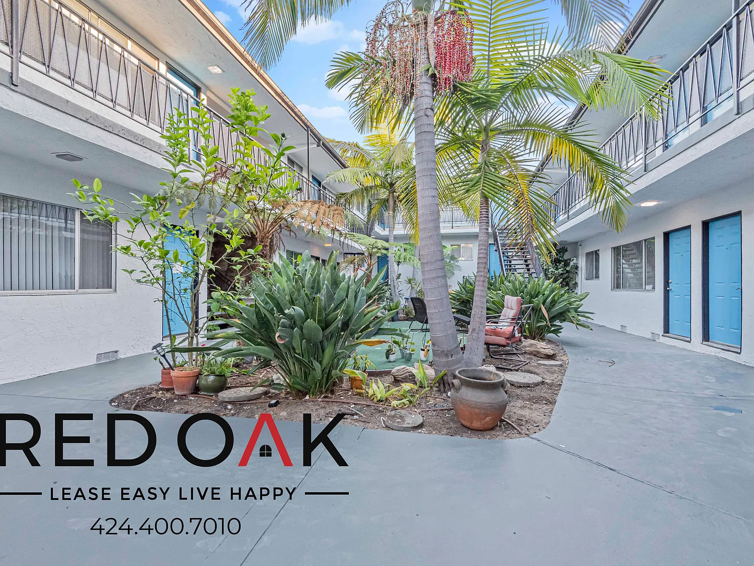 Beautiful One Bedroom with Updated Kitchen, On-Site Laundry, and Included Parking ~ In Sunset Park! — Photo 4