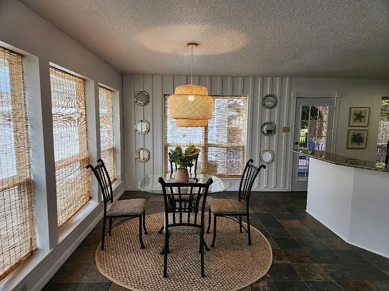 6922 Gentle Breeze Dr — Photo 6