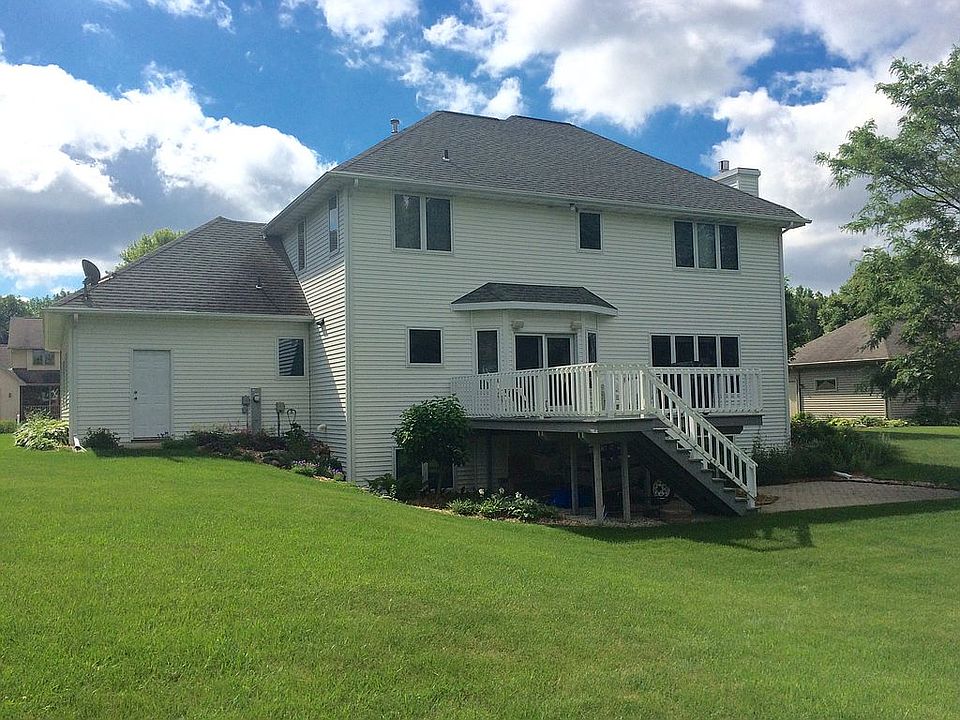 2nd image of 2150 Shady Ln