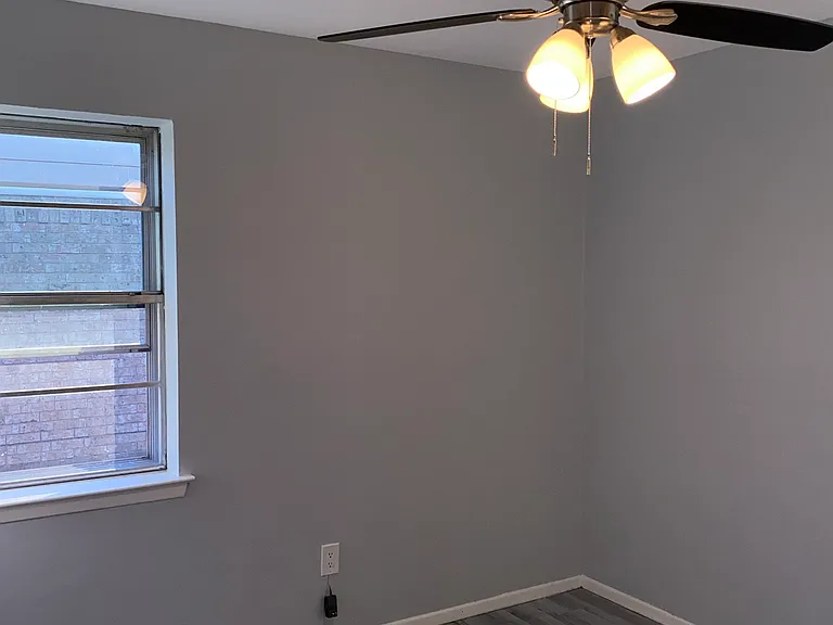 729 Lisa Ln — Photo 21