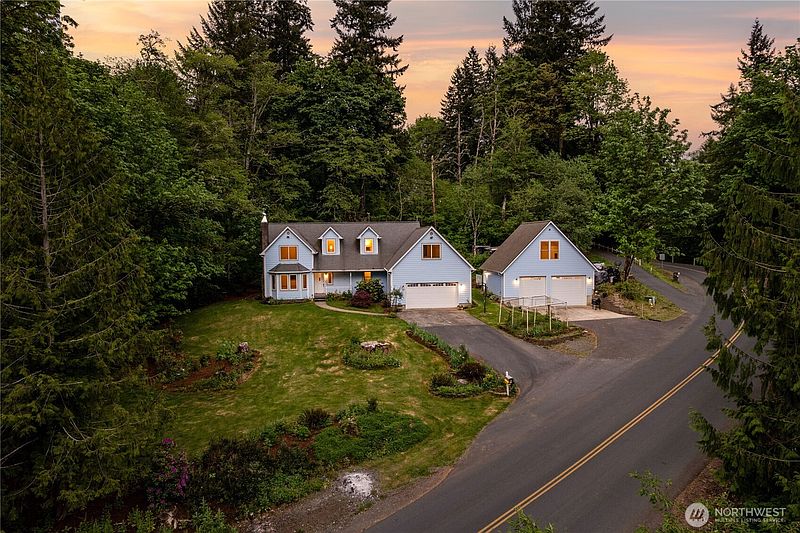 4th image of 165 Tanglewood Drive
